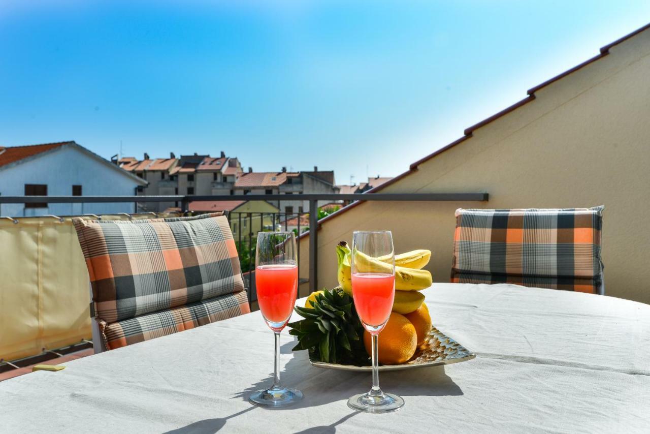 Apartment Lily Zadar Exterior photo
